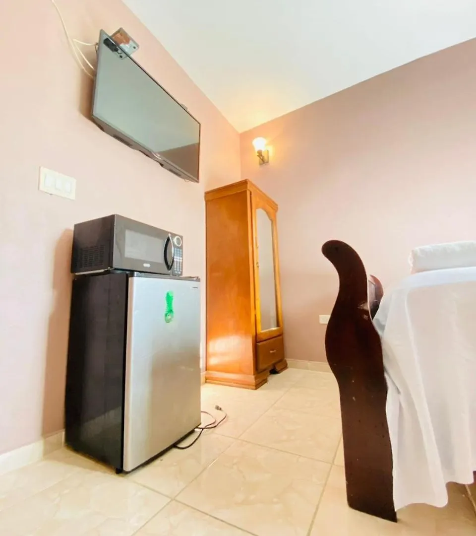 Adouly Plaza Hotel Saint-Raphael