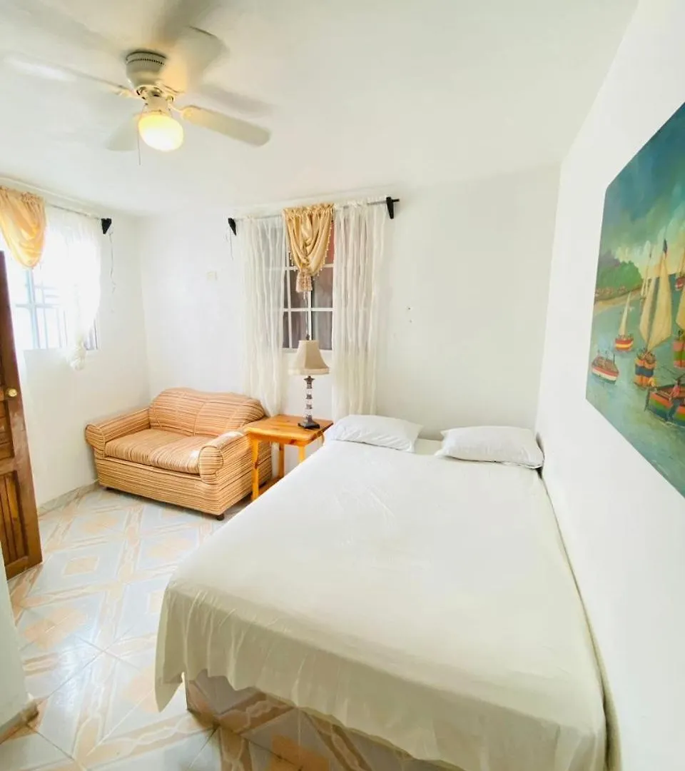Adouly Plaza Hotel Saint-Raphael